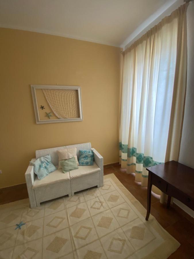 Hotel Palazzo Antico Santa Teresa Gallura Exterior foto
